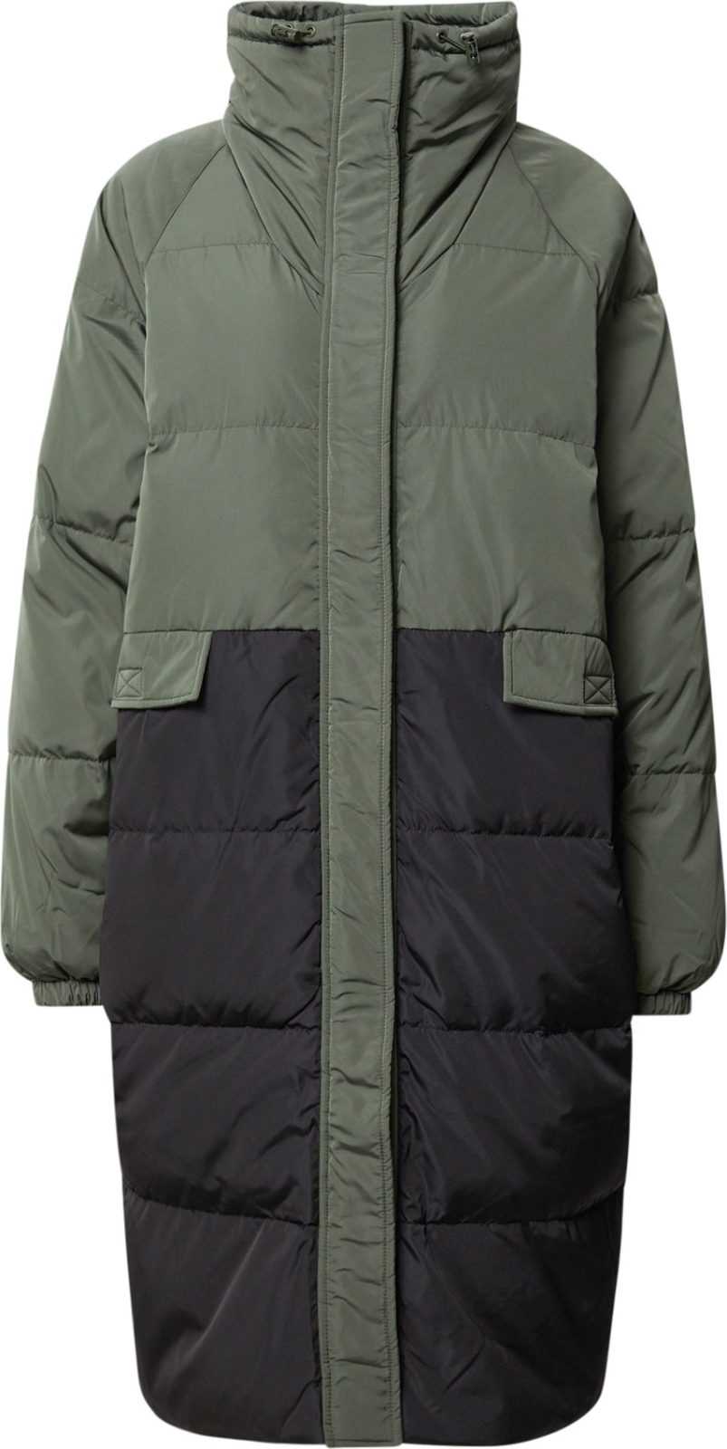 ICHI Zimní kabát zelená / černá