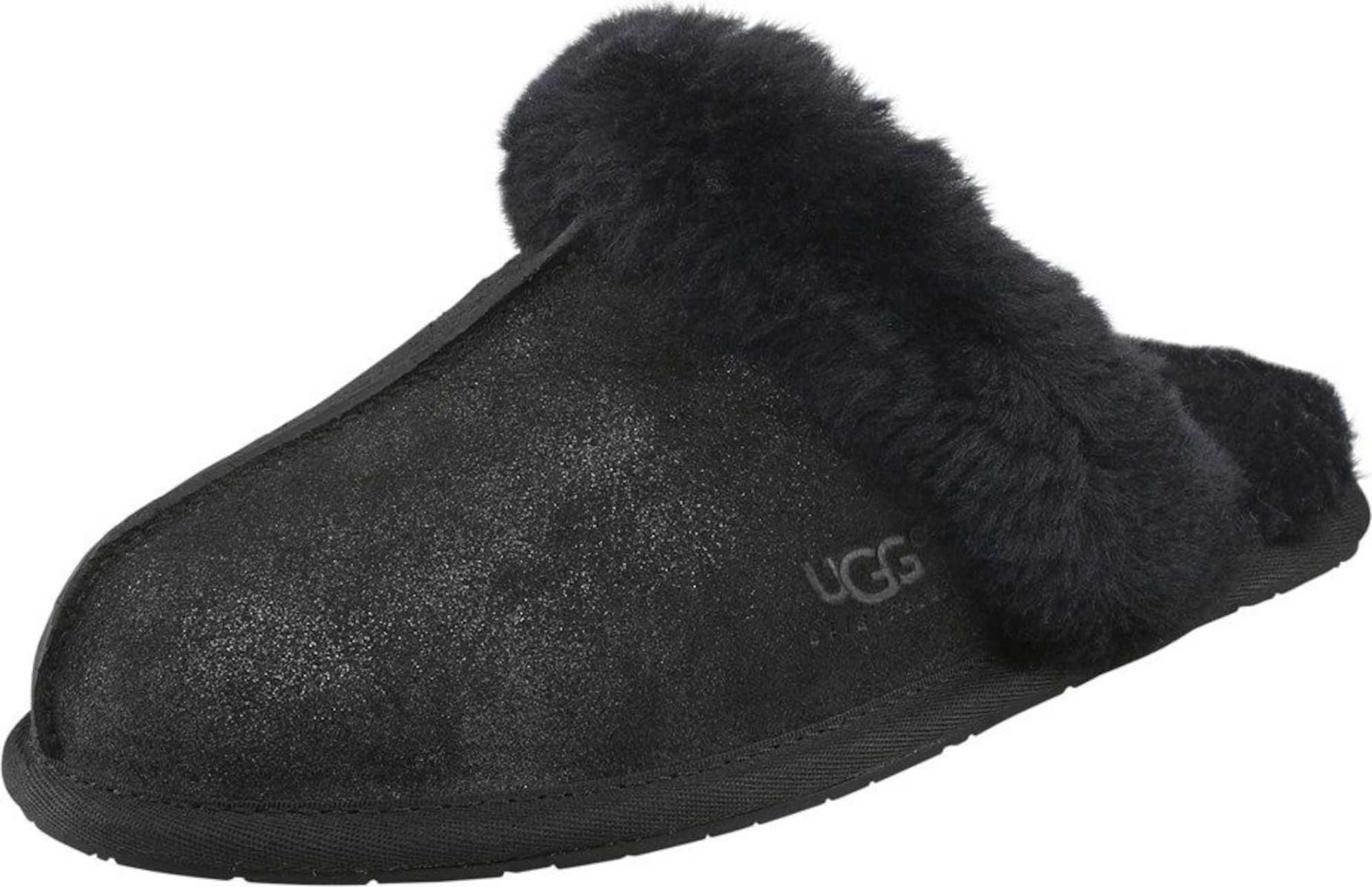 UGG Pantofle černá